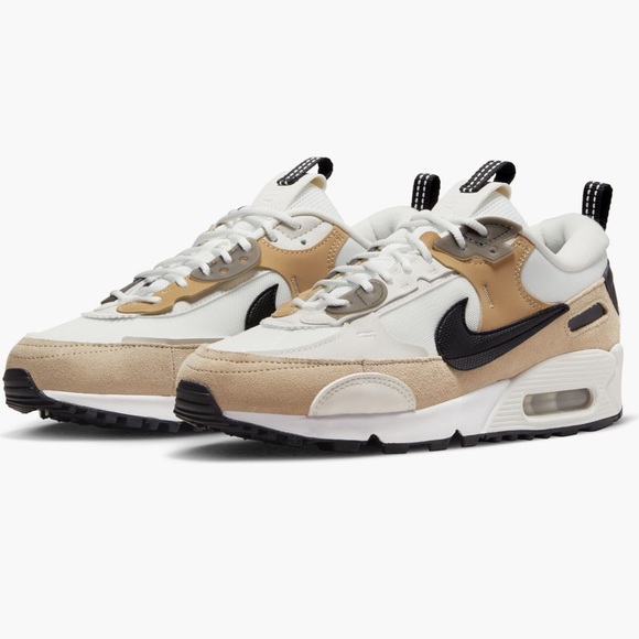 Nike Shoes - BNWT! Nike Air Max 90 Futura Sneaker (women)